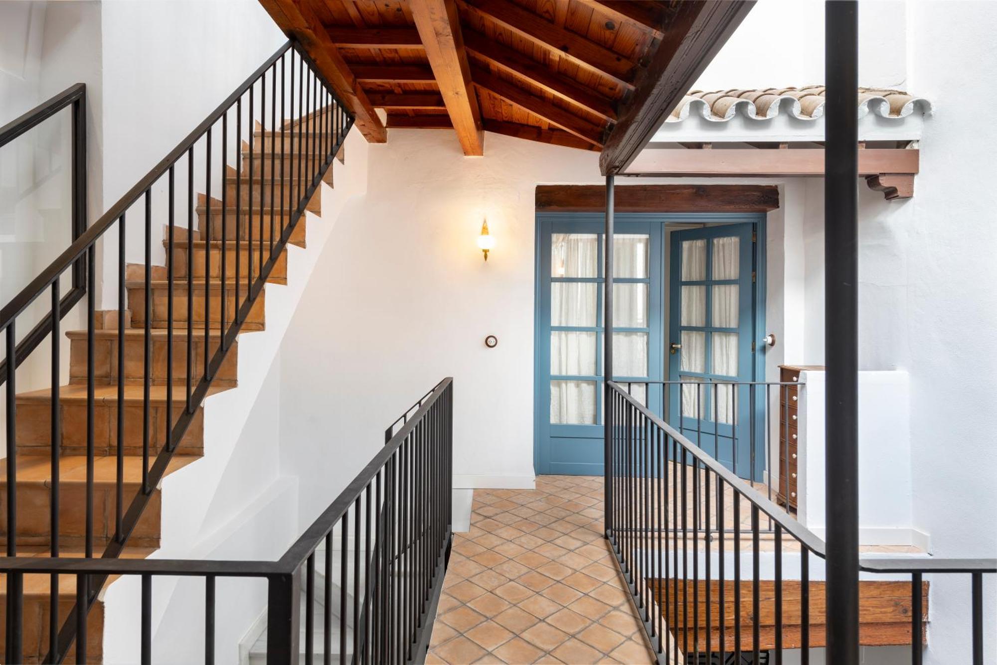 Magno Apartments Virgenes Luxury House Севиля Екстериор снимка